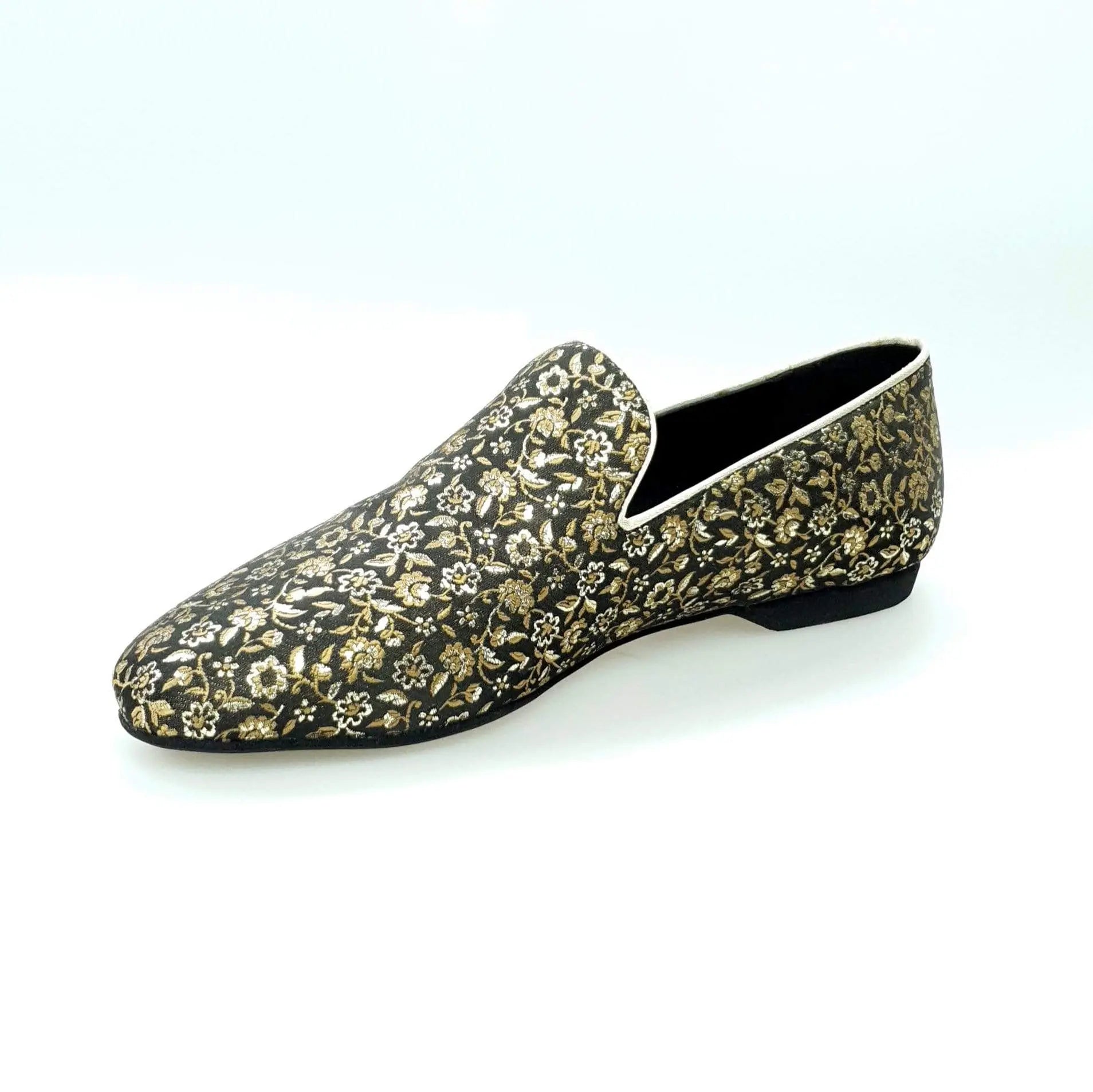 Scarpa mocassino da uomo Serse in tessuto fiorato veneziano color oro, con suola e dettagli eleganti.