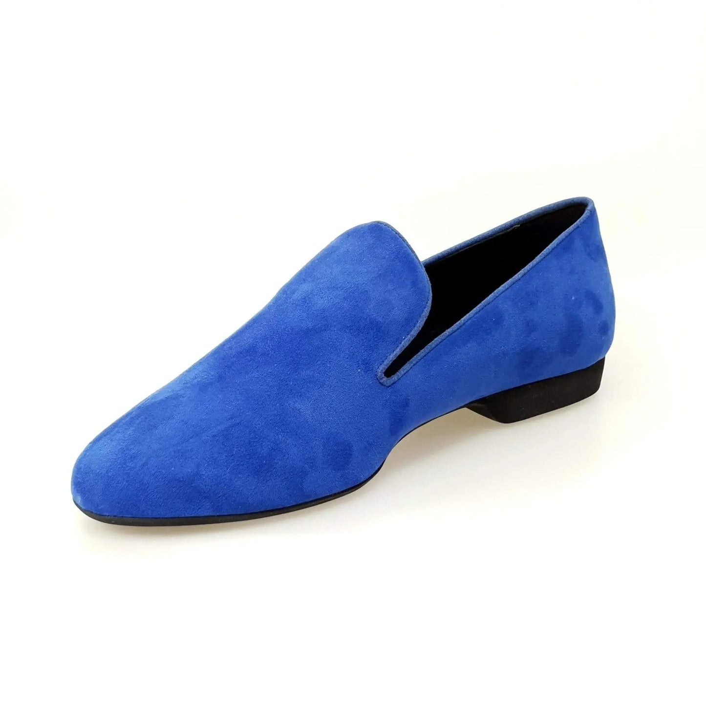Mocassino da uomo Serse (800) in camoscio Royal blu di Wish Dance Shop, scarpa elegante e confortevole.