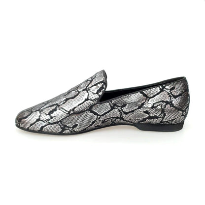 Scarpa mocassino da uomo Wish Dance Shop in pelle con fantasia Giga Python, elegante e lavorata.