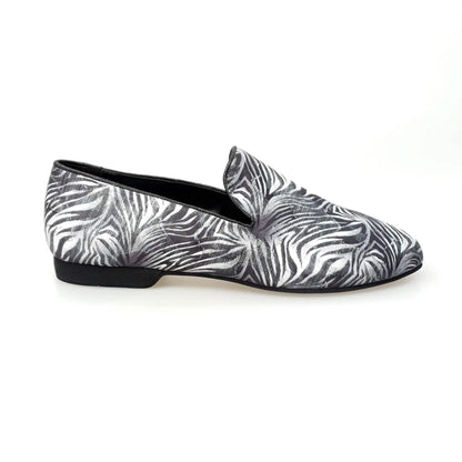 Scarpa Mocassino da Uomo Serse 800 in tessuto con fantasia giungla grigia, elegante e comoda, marca Wish Dance Shop.