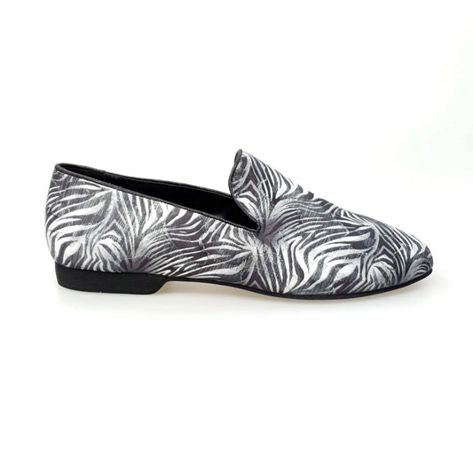 Scarpa Mocassino da Uomo Serse 800 in tessuto con fantasia giungla grigia, elegante e comoda, marca Wish Dance Shop.