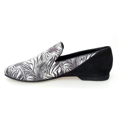 Mocassino da uomo Serse (800B) in tessuto fantasia giungla grigia con tallone in camoscio nero, scarpa elegante Wish Dance Shop