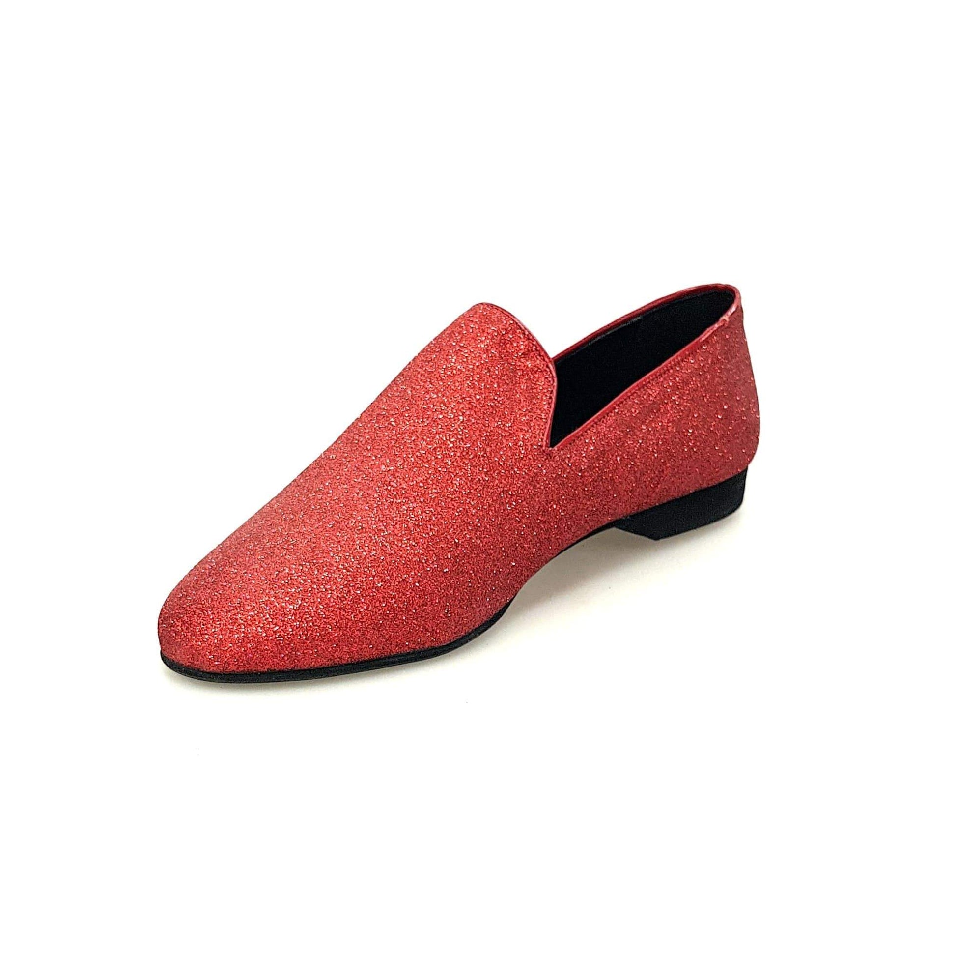 Mocassino da uomo Serse (800) in glitter rosso, scarpa elegante in stile casual, con suola in gomma e dettagli scintillanti.