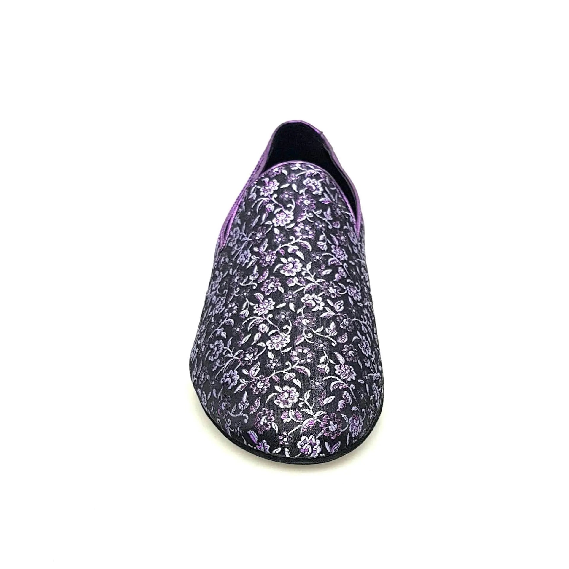 Scarpa mocassino da uomo Serse 800B in tessuto veneziano viola con dettagli lurex e tallone decorato in viola brillante