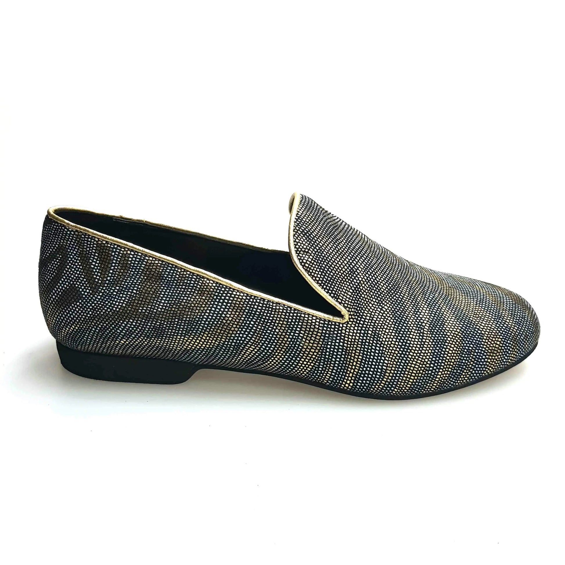 Scarpa da uomo Serse (800) in lurex zebrato oro, mocassino elegante con dettagli lucidi e motivo animale.
