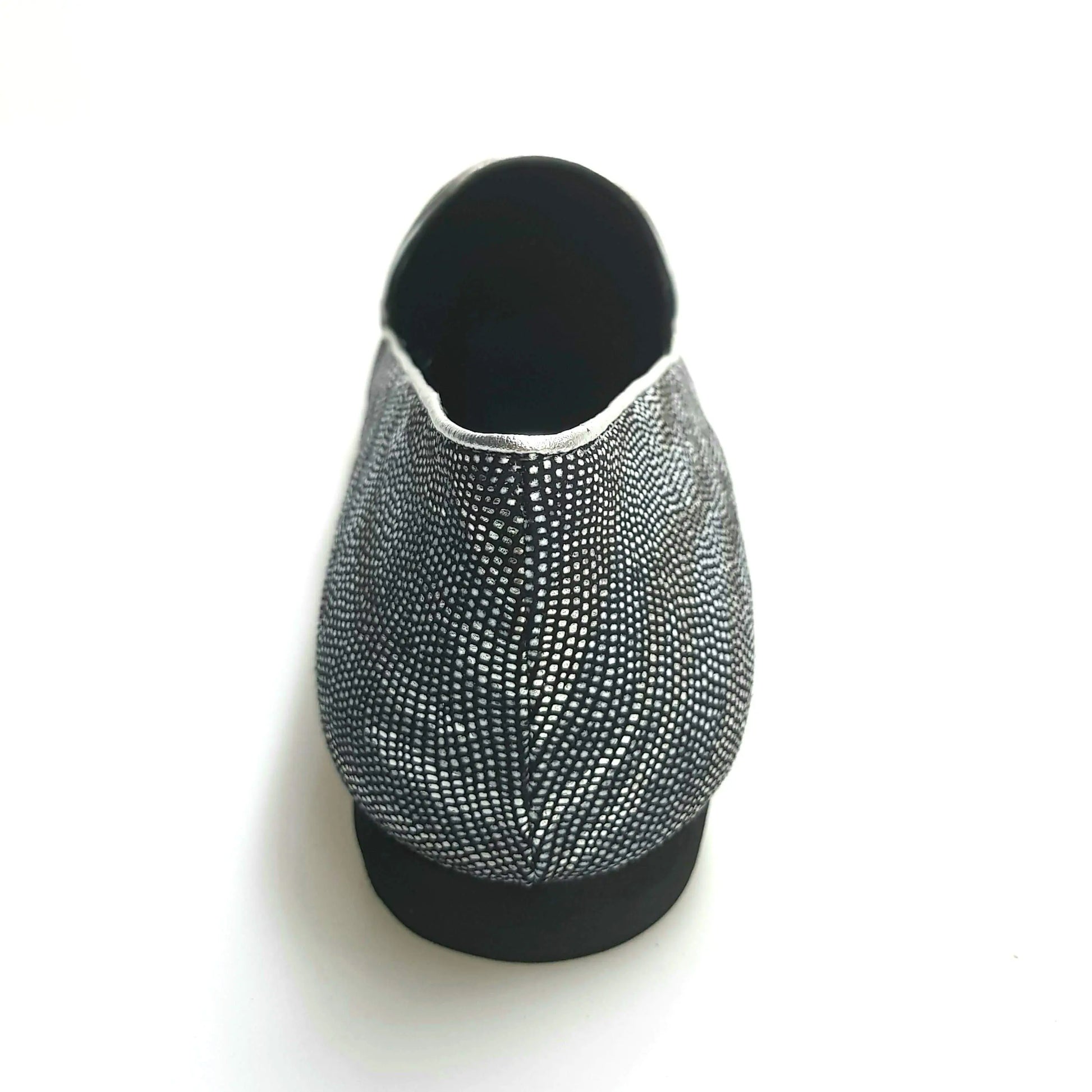 Scarpa mocassino da uomo Serse (800) in lurex zebrato argento, con design elegante e dettagli lucidi.