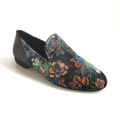 Mocassino da uomo Serse (800B) in velluto nero lavorato e tallone in lurex nero, stile fiorato, di Wish Dance Shop.