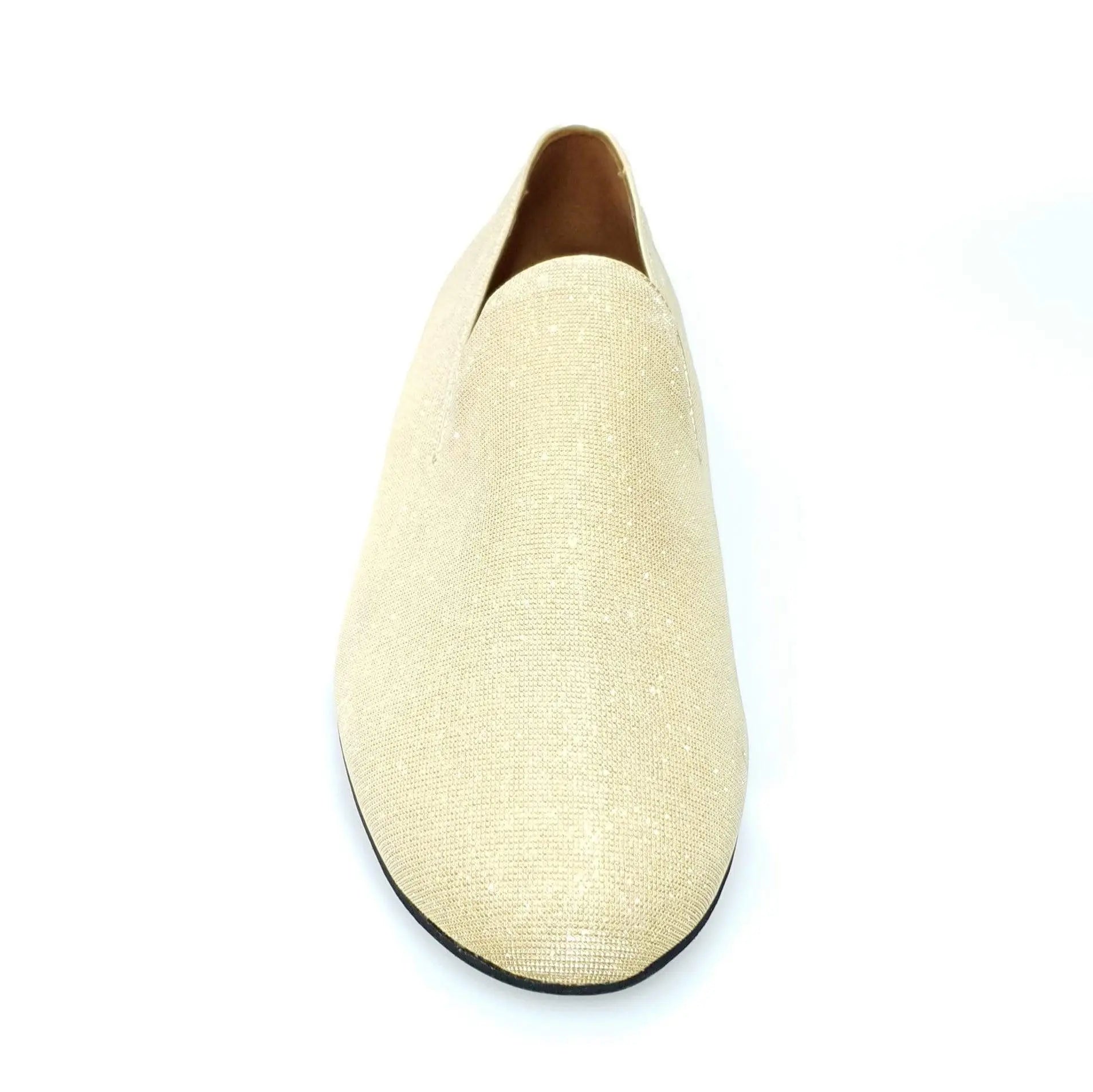 Scarpa mocassino da uomo Serse (800) in notturno oro, in pelle lucida, con dettaglio elegante e suola resistente.