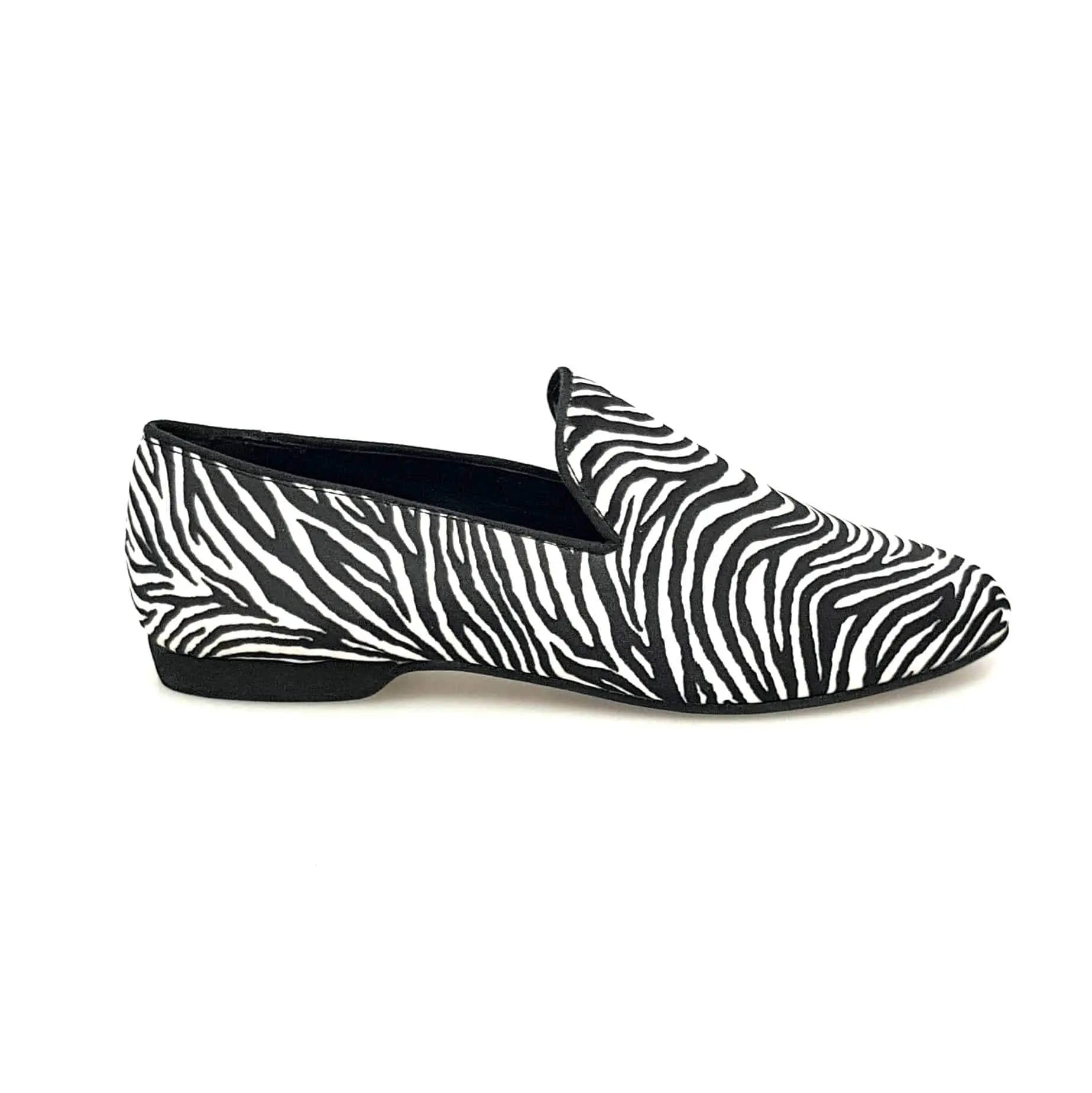 Mocassino da uomo Serse (800) in raso seta zebrato, elegante scarpa Wish Dance Shop, dettagli in tessuto lucido e stile raffinato