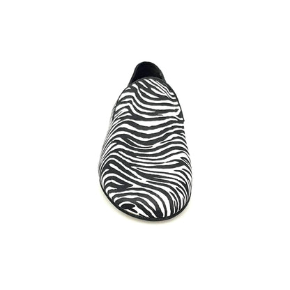 Scarpa mocassino da uomo Serse (800) in raso di seta zebrato, stile elegante e sofisticato, marca Wish Dance Shop.