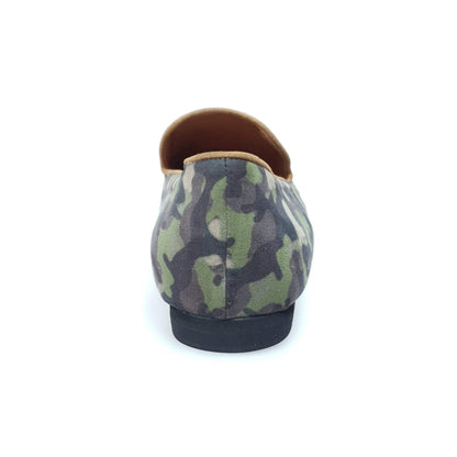 Mocassino da uomo Serse (800) in tessuto mimetico Marines, scarpa Wish Dance Shop, con suola e dettagli militari naturali.