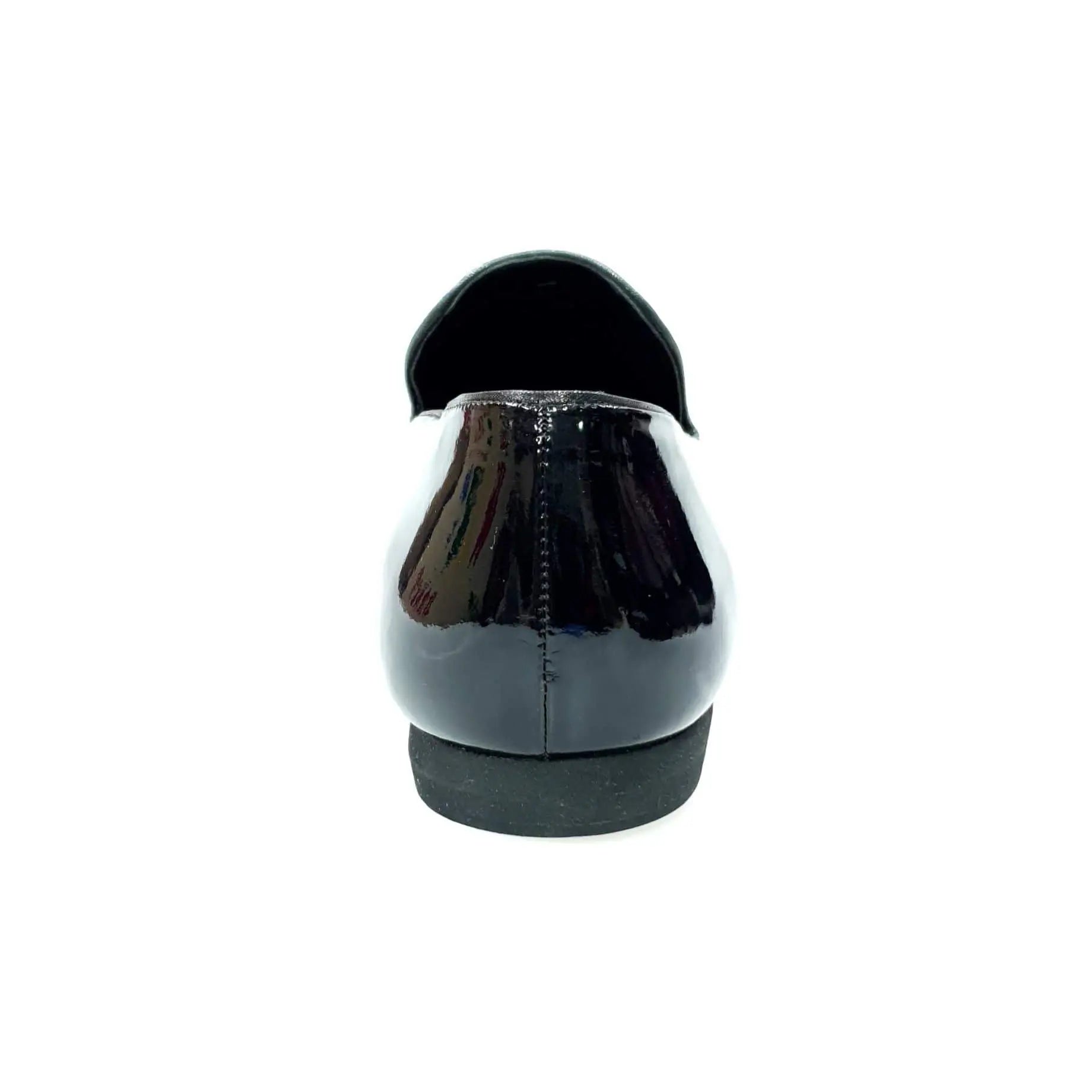 Mocassino da uomo in vernice nera con dettagli neri, scarpa elegante Wish Dance Shop, profili raffinati e superficie lucida.