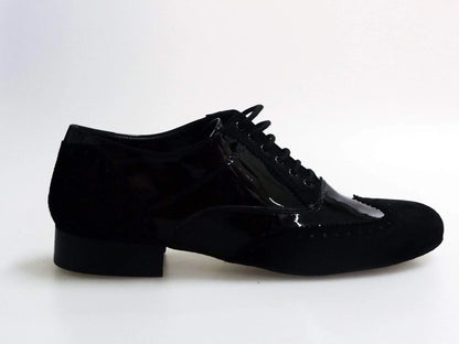 Scarpa stringata Oxford Brogue ADONE MS14 in camoscio e vernice nera, forma tonda, stile elegante e classico