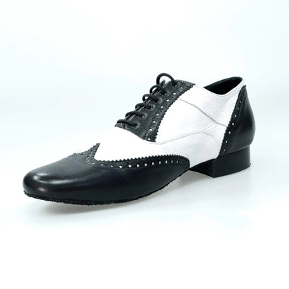 Scarpa Oxford Brogue Adone MS14 Wish Dance Shop in pelle nera e bianca, forma tonda con dettaglio coda di rondine.