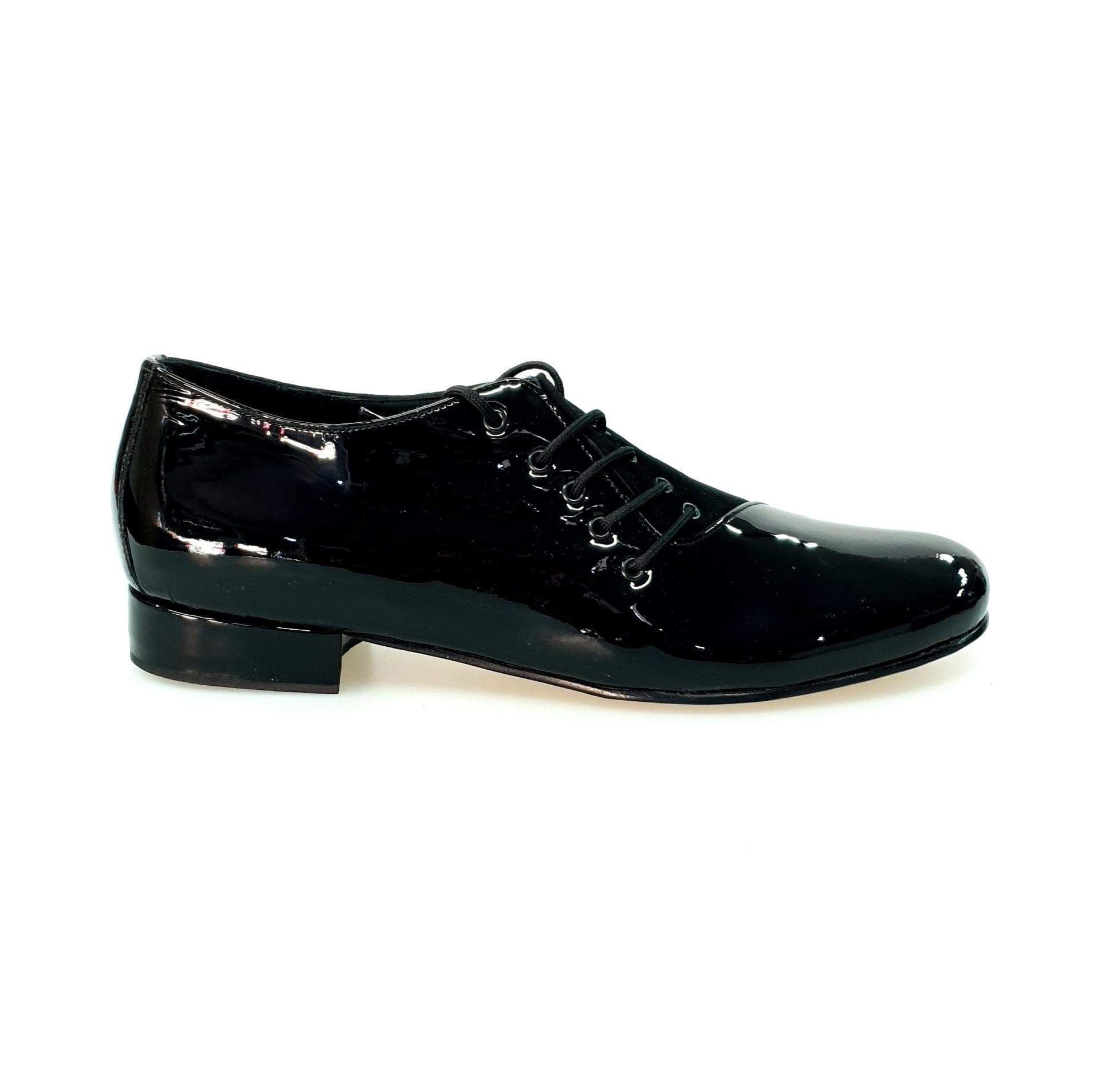 Scarpa da uomo Franco MS19 in vernice nera e camoscio nero, con forma tonda, scarpa stringata elegante.