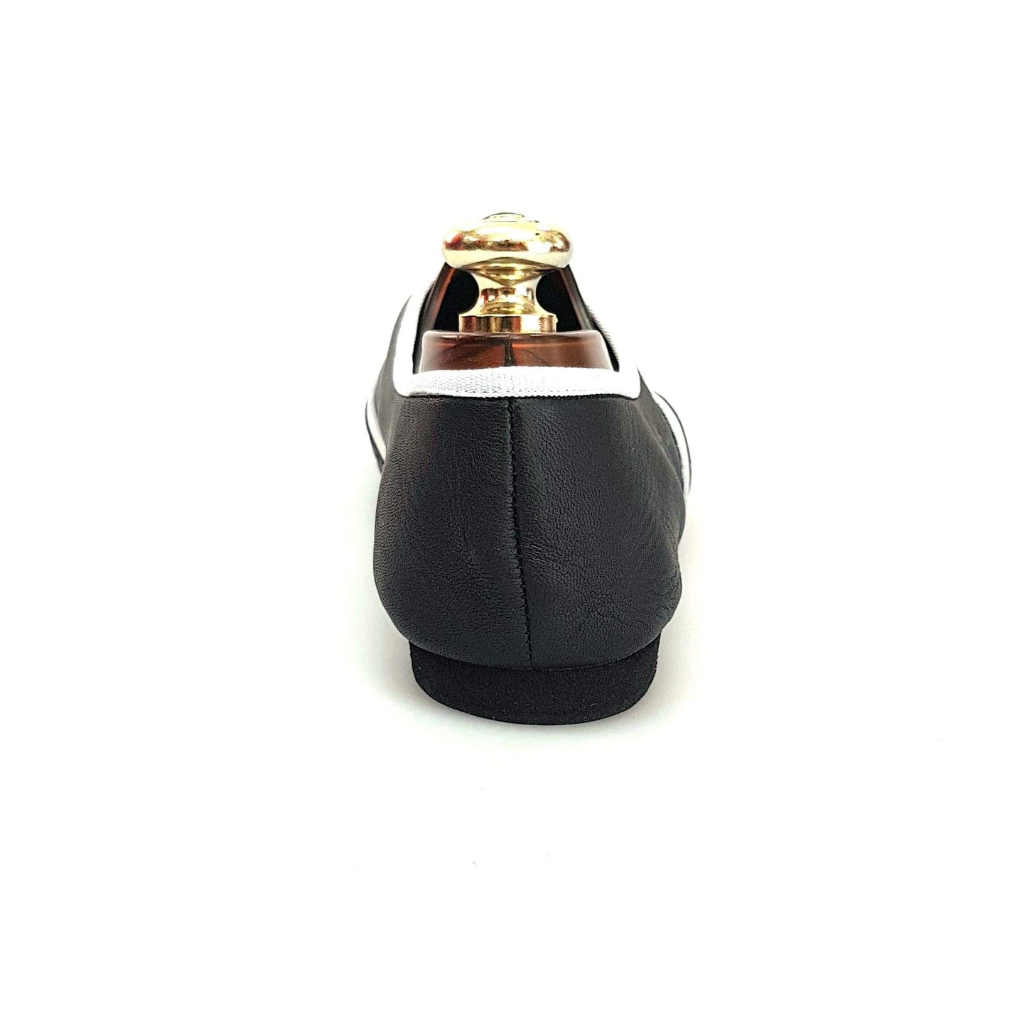Scarpa jazz Eddy NY08 di Wish Dance Shop con tomaia in pelle nera e inserto in pelle bianca.