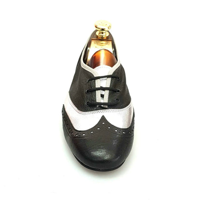 Scarpa jazz Eddy NY08 in pelle nera con inserto in pelle argento, comoda e elegante per balli e performance.