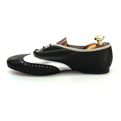 Scarpa jazz Eddy NY08 Wish Dance Shop in pelle nera con inserto in pelle argento, comoda e elegante per ballo jazz.
