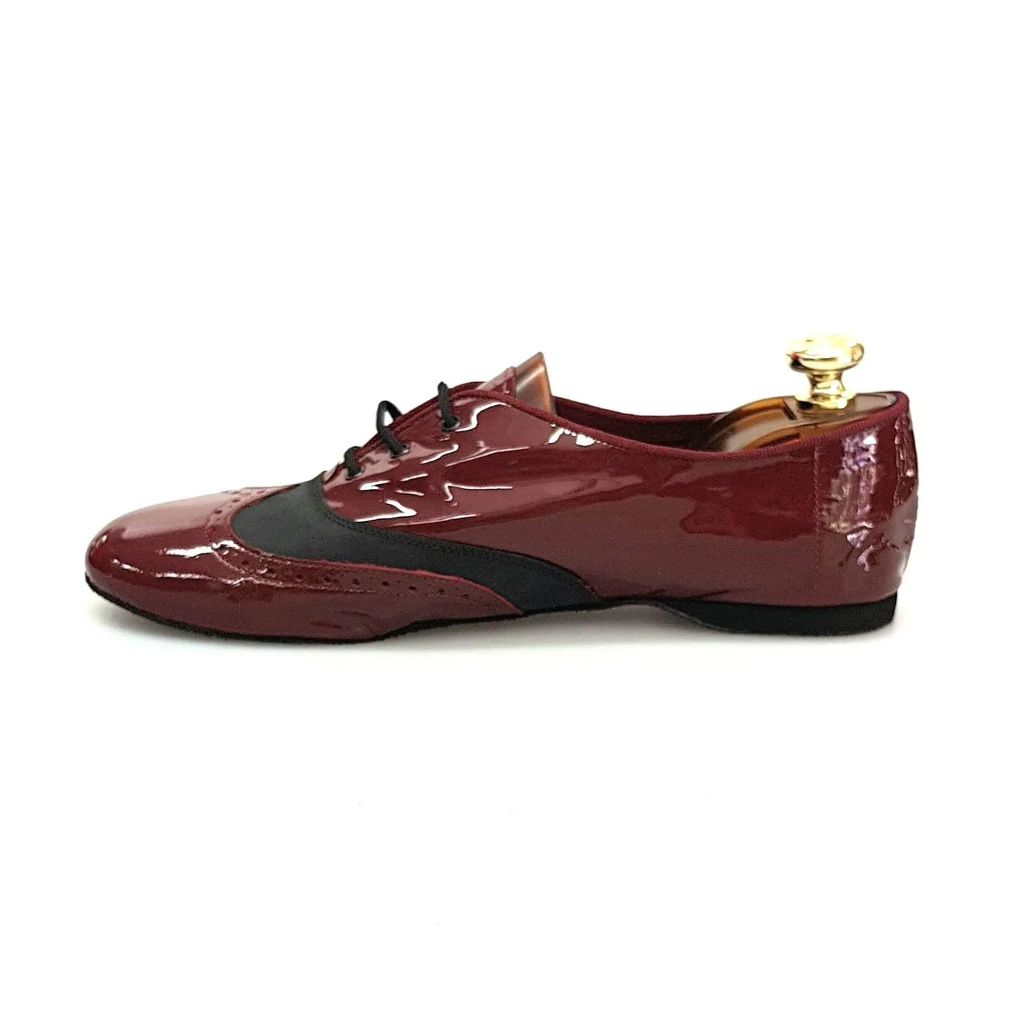 Scarpa jazz Eddy NY08 di Wish Dance Shop in vernice Bordeaux e pelle nera, con suola e dettagli eleganti per ballo jazz