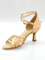 Carica immagine nella Galleria, Wish Dance Shop Scarpa Basica in Raso Carne con Fascette e Tacco a Rocchetto
