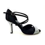 Cargar imagen en la Galería, Scarpa da donna Ely QC Wish Dance Shop in raso nero e glitter argento con cinturino incrociato e tacco rocchetto.
