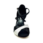 Cargar imagen en la Galería, Scarpa da donna Ely QC in raso nero e glitter argento con cinturino incrociato e tacco rocchetto, elegante e brillante.
