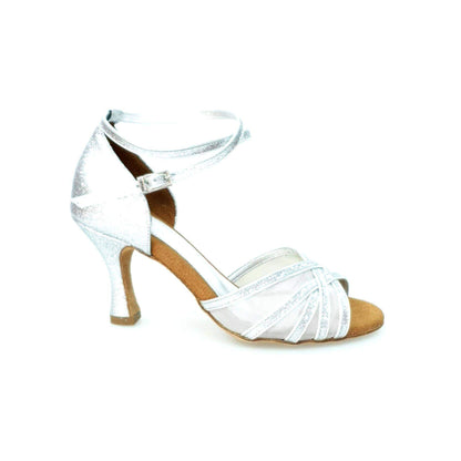 Scarpa da ballo Wishdance Alyssa (567L) con glitter argento, tacco a rocchetto e dettagli in retina, ideale per danze eleganti.