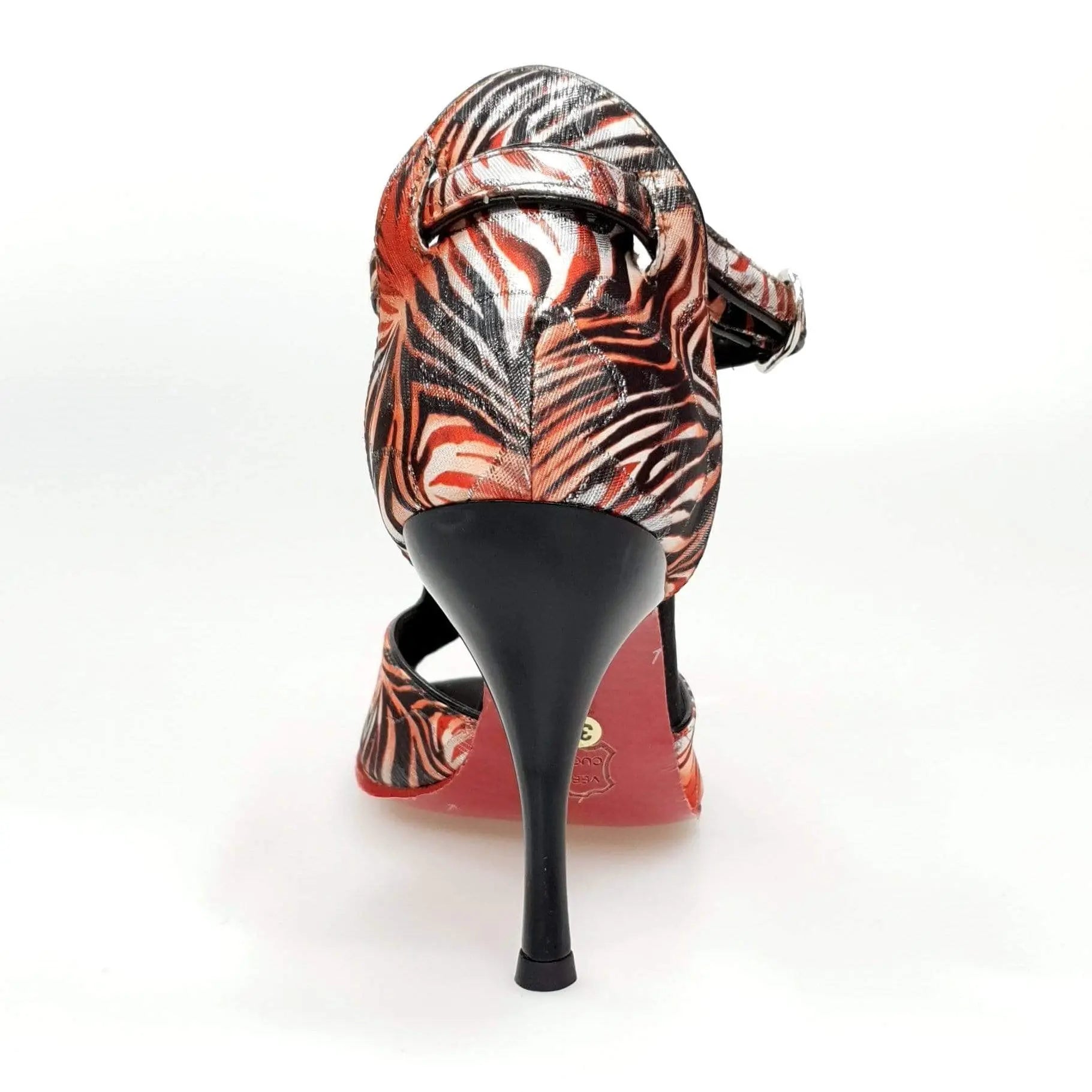 Scarpa da donna Wishdance Fascino (401) in Jungla Rosso, con suola elegante e design alla moda, visibile in immagine.