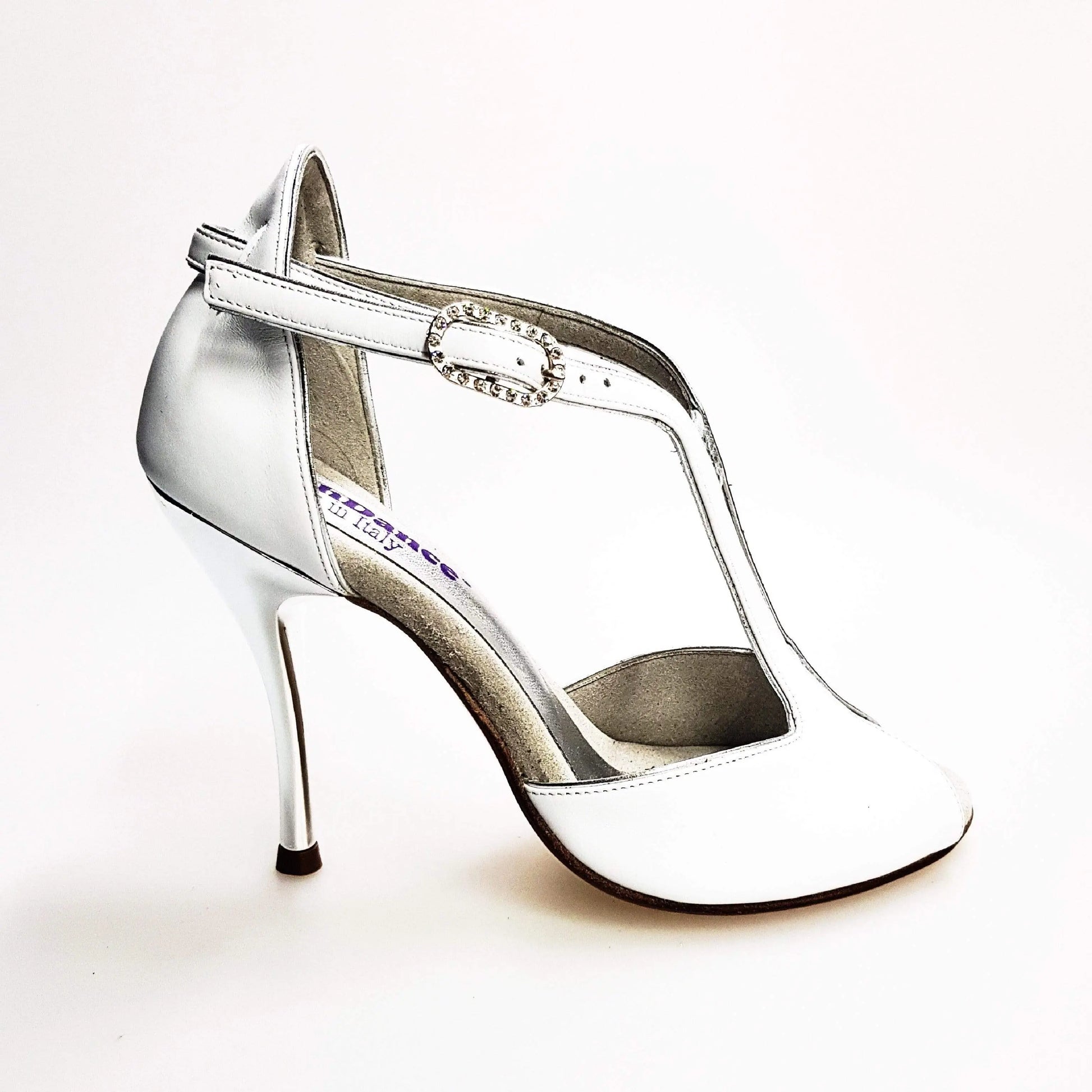 Scarpa da donna Wishdance ELIDE in pelle bianca con dettagli argento, tacco a spillo laminato e profili argentati.