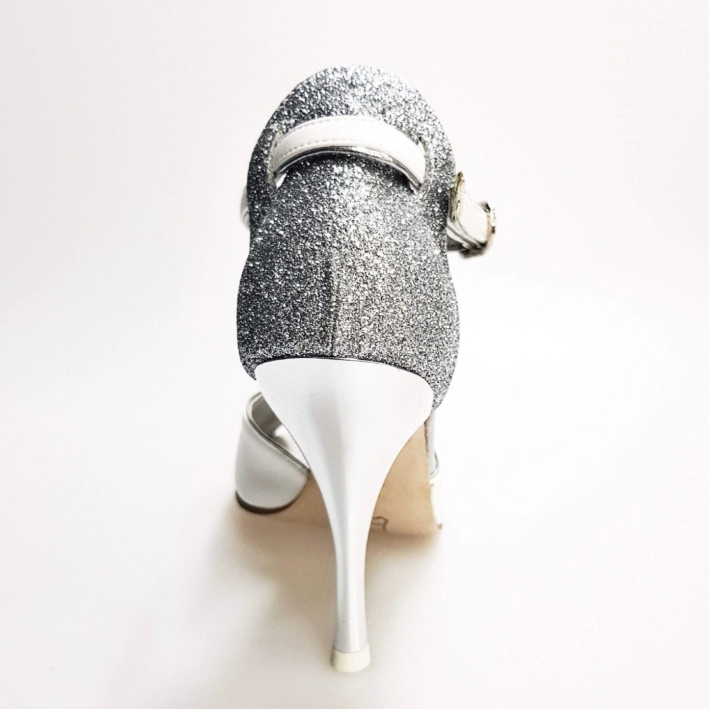 Scarpa da donna Wishdance ELIDE (401) in pelle bianca con dettagli glitter argento, elegante e raffinata.