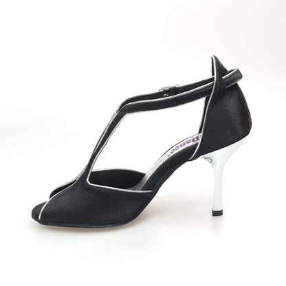 Scarpa da donna Wishdance ELIDE in raso nero con dettagli argento e tacco stiletto laminato argentato.