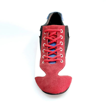 Scarpa Wishdance Ivan Camaguey, sneaker Bandera Cubana in camoscio rosso e blu royal con dettagli in pelle bianca.
