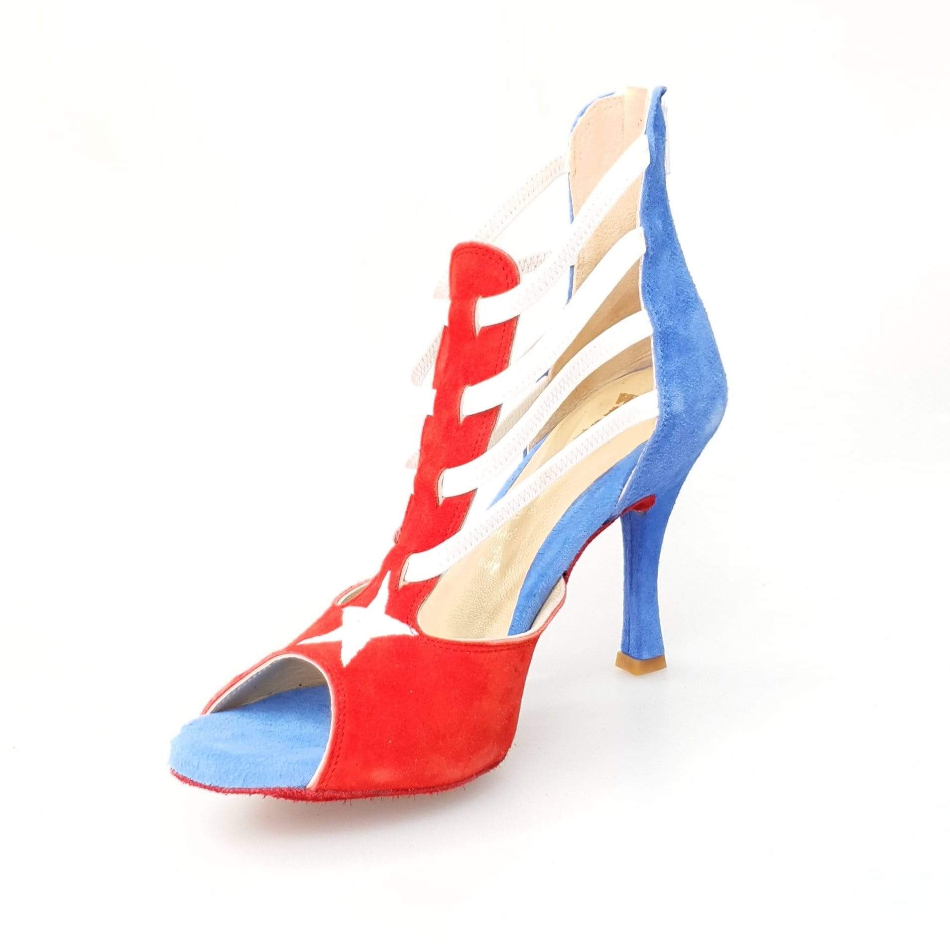 Sandalo donna Wishdance Lilith Zip in camoscio rosso e blu con zip bianca sul tallone, stile bandiera di Cuba, vista frontale.