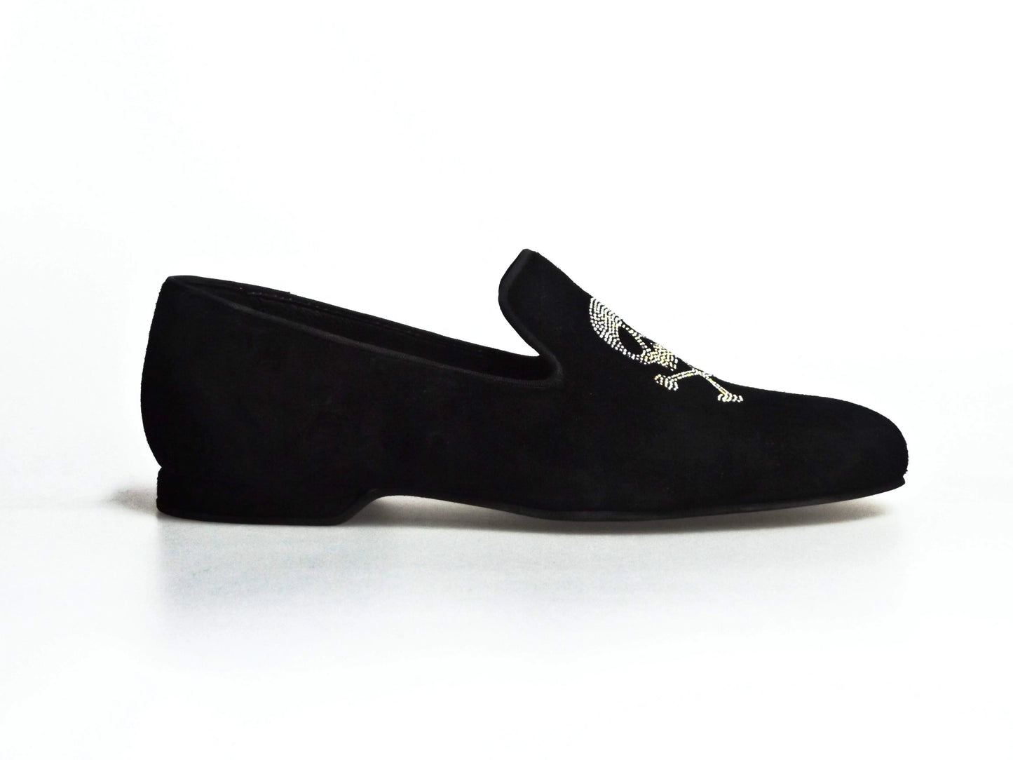 Scarpa mocassino Wishdance El Teschio in camoscio nero con borchiette oro e dettagli a disegno teschio, casual elegante da uomo