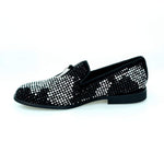 Load image into Gallery viewer, Wishdance Mocassino Lyon Camoscio Nero miniborchie Nere e Argento
