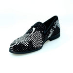 Load image into Gallery viewer, Wishdance Mocassino Lyon Camoscio Nero miniborchie Nere e Argento
