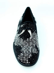 Carica immagine nella Galleria, Wishdance Mocassino Lyon Camoscio Nero miniborchie Nere e Argento
