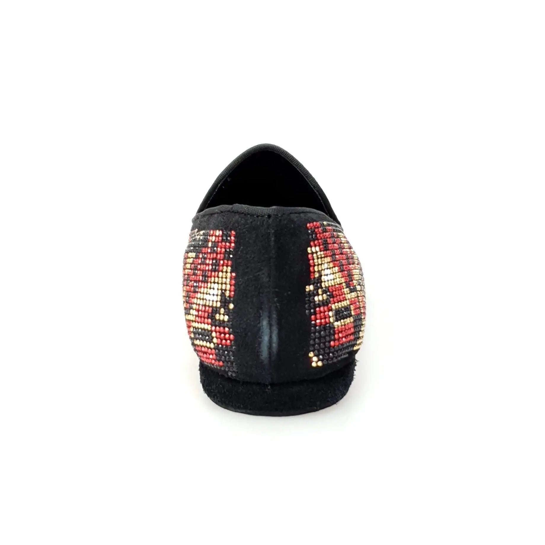 Scarpa mocassino Wishdance Samakaka Gold in camoscio nero con Swarovski neri, borchiette rosse, bianche e oro, stile elegante.
