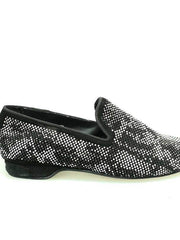 Carica immagine nella Galleria, Wishdance Mocassino Viper Nero in Camoscio Nero Swarovski neri e miniborchie
