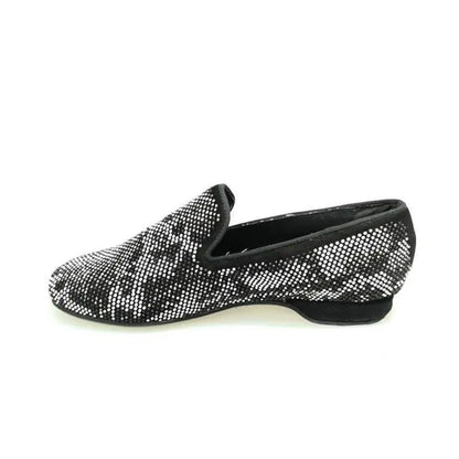 Mocassino Wishdance Viper Black in camoscio nero con Swarovski bianchi e neri, suola in gomma, dettaglio elegante e sofisticato