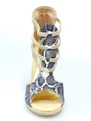 Load image into Gallery viewer, Wishdance Sandalo in Camoscio Beige e Pelle Laminata Modello Pitone con Plateau
