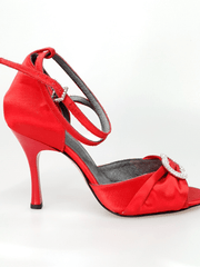 Load image into Gallery viewer, Wishdance Sandalo In Raso Rosso con inserto strassato e Tacco a Spillo
