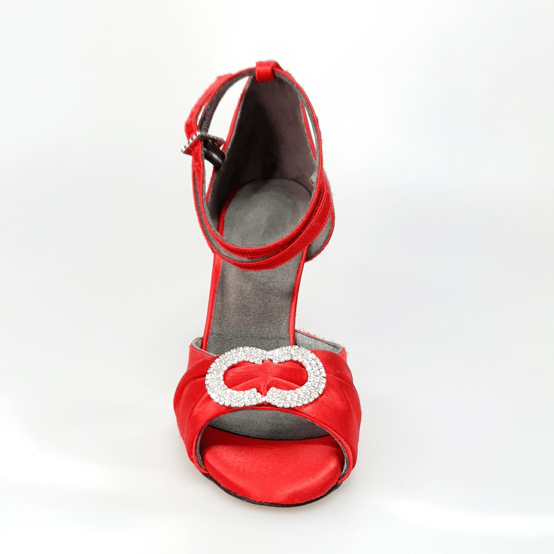 Sandalo rosso Wishdance in raso con inserto strassato e tacco a rocchetto smaltato, scarpa elegante da donna.