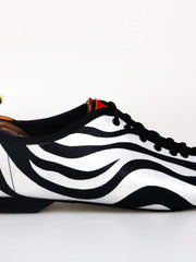 Carica immagine nella Galleria, Wishdance Savana - Jazz unisex in pelle con fantasia zebrata e punta personalizzata
