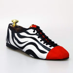 Load image into Gallery viewer, Wishdance Savana - Jazz unisex in pelle con fantasia zebrata e punta personalizzata
