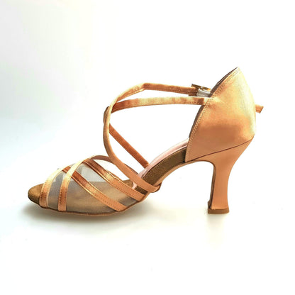 Scarpa donna Wishdance Melany QC in raso carne con retina, cuscino memorex e cinturino incrociato sul collo, con tacco rocchetto.