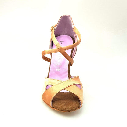 Scarpa Wishdance Ely QC da donna in raso carne con cinturino incrociato sul collo, tacco rocchetto, elegante e comoda.