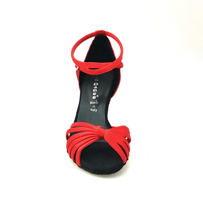 Scarpa da ballo Wishdance Patty QB in raso rosso con fascette, cinturino doppio e tacco a rocchetto, stile elegante e confortevole