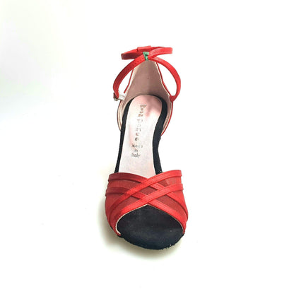Scarpa donna Wishdance Melany QB in raso rosso con retina, cinturino doppio sulla caviglia e tacco rocchetto elegante.