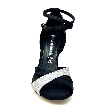Scarpa donna Wishdance Ely QB in raso nero e glitter argento con cinturino doppio sulla caviglia e tacco rocchettino.